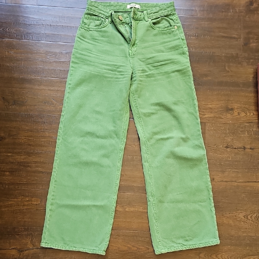 Pull&Bear high waisted straight leg dad jeans in green